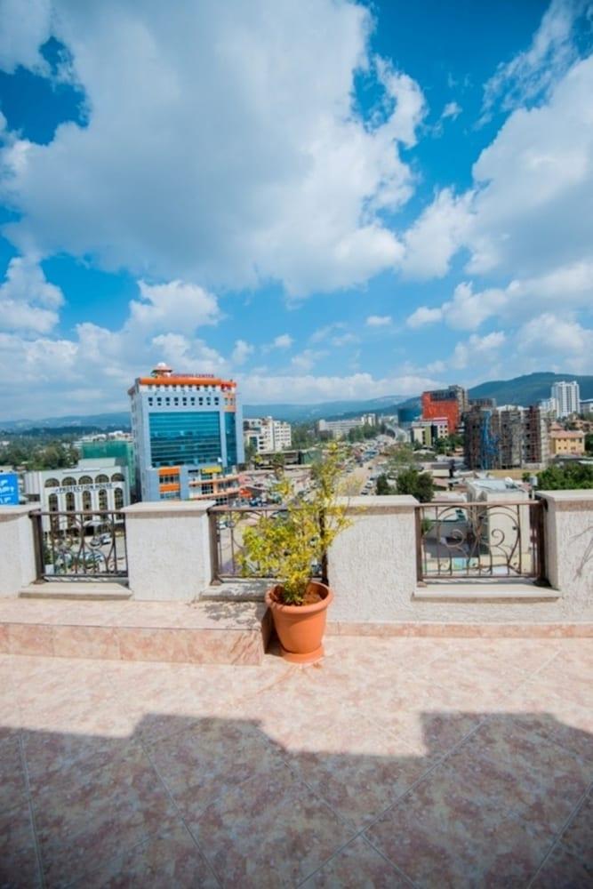 Wudasie Castle Hotel Addis Abeba Exterior foto