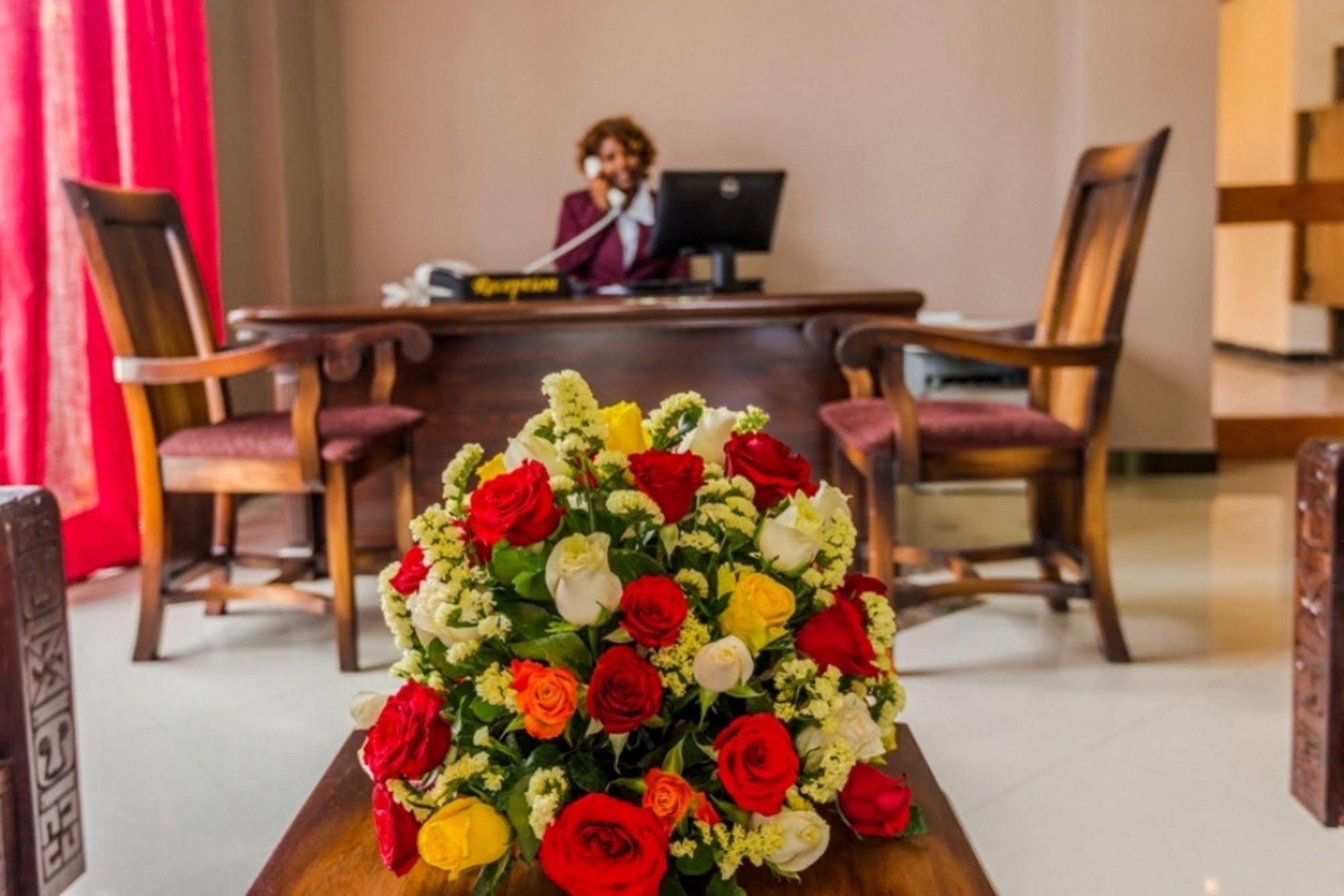 Wudasie Castle Hotel Addis Abeba Exterior foto